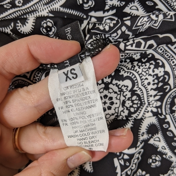 Onzie Mid Rise Skinny Floral Brocade Yoga Leggings Pants - Picture 5 of 8